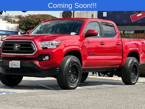 Used 2021 Toyota Tacoma SR5 w/ Blackout Package (TMS) RWD image 8