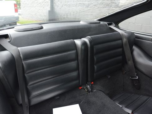 Used 1991 Porsche 911 Carrera image 36