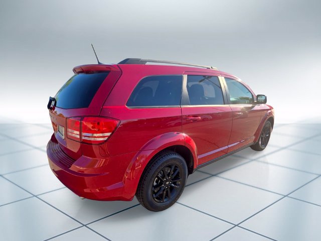 Used 2020 Dodge Journey SE w/ SE Popular Equipment Group FWD image 4