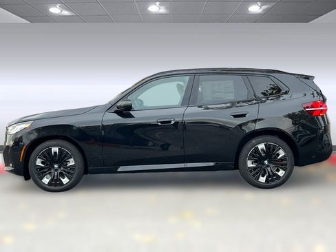 Used 2026 BMW X3 xDrive30i w/ Premium Package AWD/4WD image 2