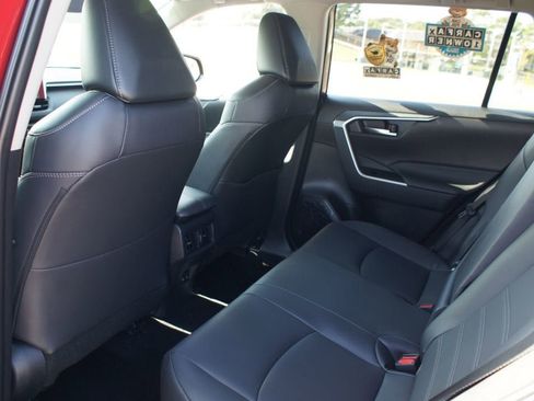 Used 2025 Toyota RAV4 XLE Premium image 14