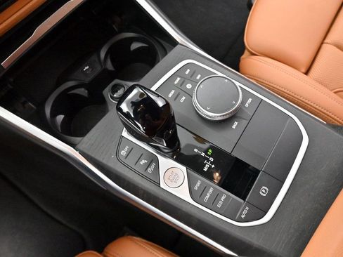 Used 2022 BMW 330i xDrive Sedan w/ M Sport Package AWD/4WD image 23