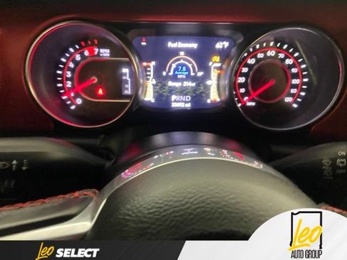 Used 2021 Jeep Wrangler Unlimited Rubicon w/ Dual Top Group AWD/4WD image 23