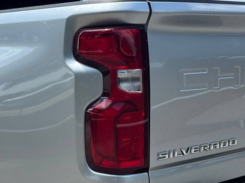Used 2021 Chevrolet Silverado 2500 LTZ w/ LTZ Plus Package AWD/4WD image 12