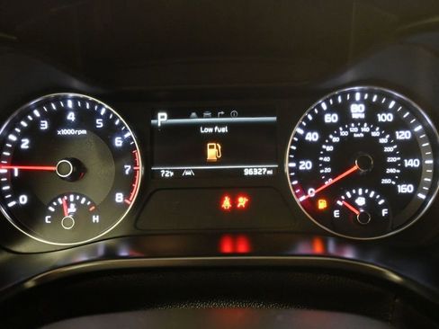 Used 2023 Kia Forte GT-Line w/ GT-Line Premium Package FWD image 14