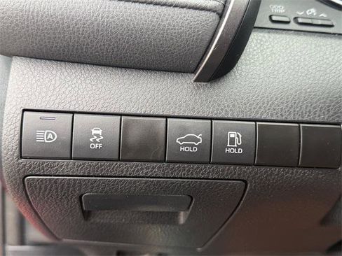 Certified 2023 Toyota Camry LE image 18