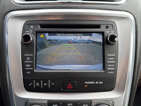Used 2016 GMC Acadia SLT AWD/4WD image 14