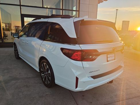 New 2026 Honda Odyssey Elite image 7