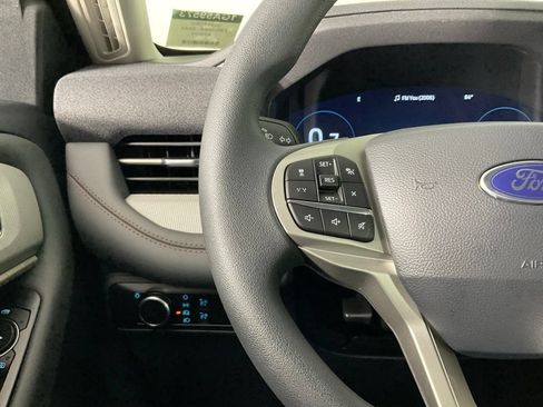 Certified 2026 Ford Explorer Active RWD image 24