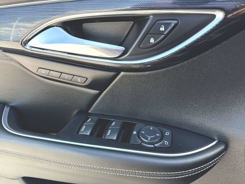 Used 2023 Buick Envision Essence w/ Technology Package I AWD/4WD image 24