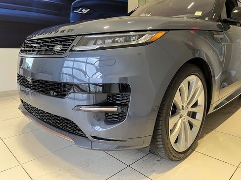 Used 2023 Land Rover Range Rover Sport First Edition AWD/4WD image 13