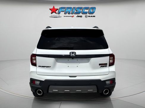 Used 2024 Honda Passport TrailSport image 4