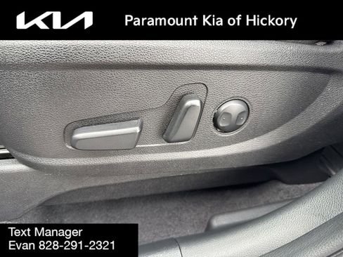 Used 2024 Kia Telluride S w/ S Sunroof Package image 25