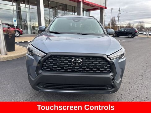 Used 2023 Toyota Corolla Cross LE image 9