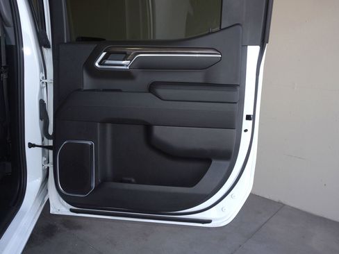 Used 2023 Chevrolet Silverado 1500 LT image 45