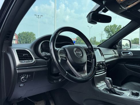 Used 2020 Jeep Grand Cherokee Limited AWD/4WD image 14