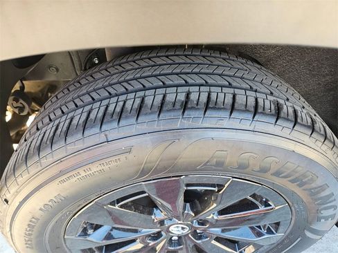 Used 2025 MAZDA CX-50 AWD 2.5 Hybrid w/ Premium Pkg image 27