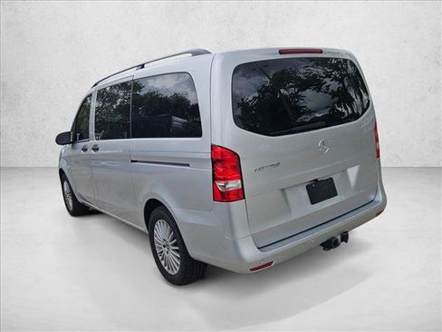 Used 2023 Mercedes-Benz Metris Passenger image 5