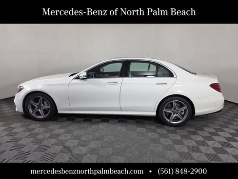 Used 2018 Mercedes-Benz E 400 4MATIC Sedan image 3