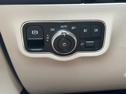 New 2025 Mercedes-Benz GLA 250 image 30