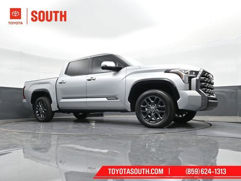 Used 2023 Toyota Tundra Platinum w/ Advanced Package AWD/4WD image 33