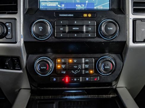 Used 2020 Ford F250 Lariat w/ Lariat Ultimate Package image 26