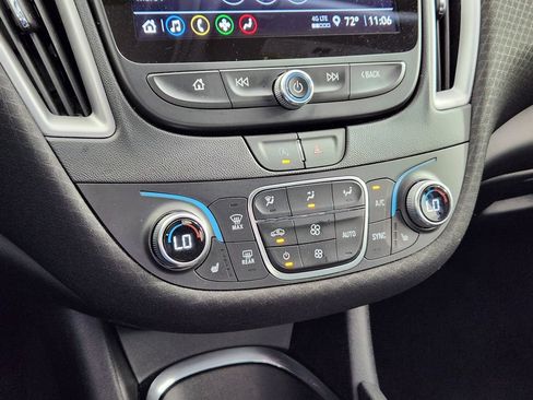 Used 2025 Chevrolet Malibu LT FWD image 24