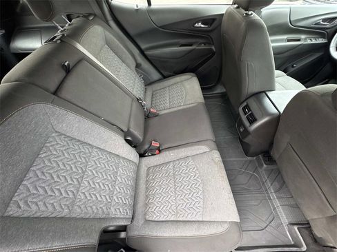 Used 2023 Chevrolet Equinox LT image 15