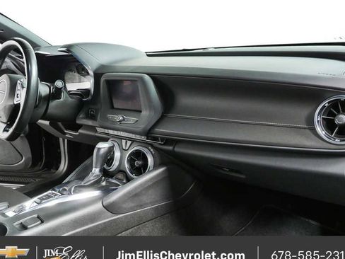 Certified 2023 Chevrolet Camaro LT RWD image 18
