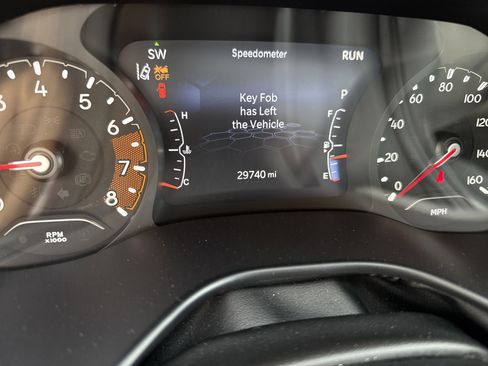 Used 2022 Jeep Compass Limited w/ Sun and Sound Group image 21