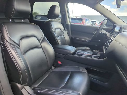 Used 2023 Nissan Pathfinder SV FWD image 26