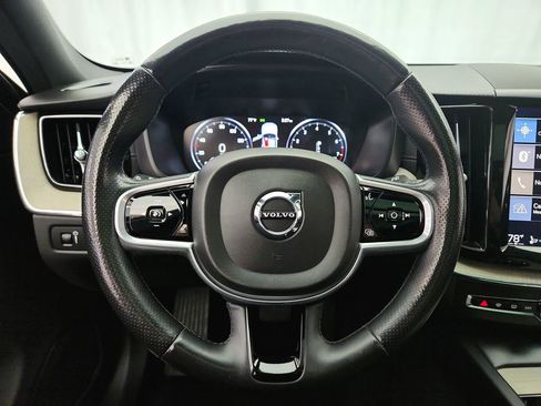 Used 2018 Volvo XC60 T6 Inscription w/ Luxury Seat Package AWD/4WD image 15