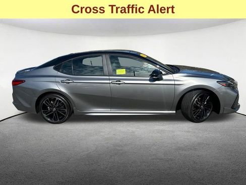 Used 2025 Toyota Camry XSE FWD image 12