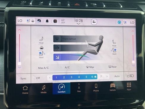 Used 2023 Jeep Grand Cherokee Limited w/ Luxury Tech Group II image 26