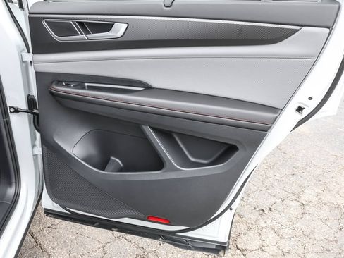 New 2026 Volkswagen Atlas Peak Edition AWD/4WD image 38