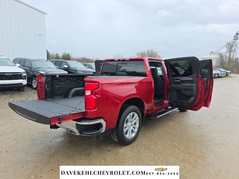 Used 2025 Chevrolet Silverado 1500 LTZ w/ LTZ Premium Package image 38