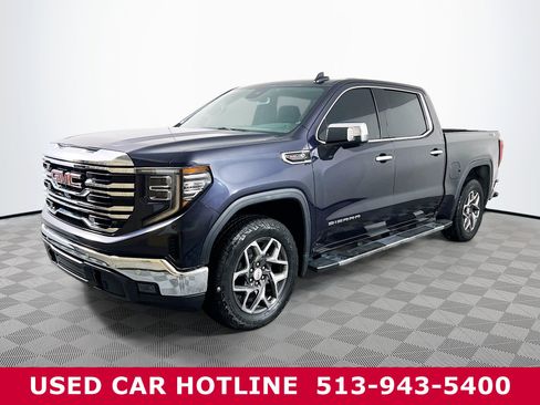 Used 2022 GMC Sierra 1500 SLT w/ SLT Premium Plus Package image 2