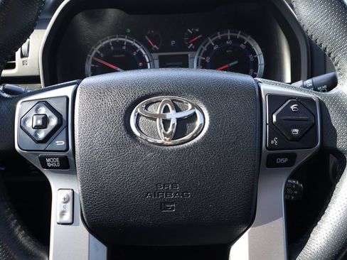 Used 2019 Toyota 4Runner SR5 Premium AWD/4WD image 18