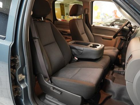 Used 2010 Chevrolet Silverado 1500 W/T AWD/4WD image 22