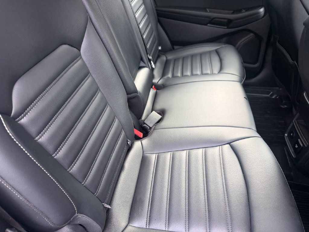 Certified 2024 Ford Edge SEL AWD/4WD image 13