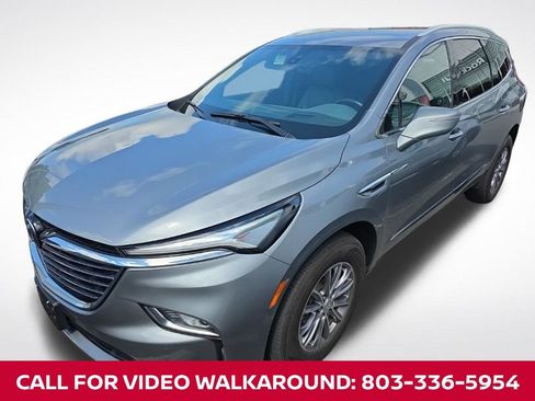 Used 2024 Buick Enclave Premium AWD/4WD image 5