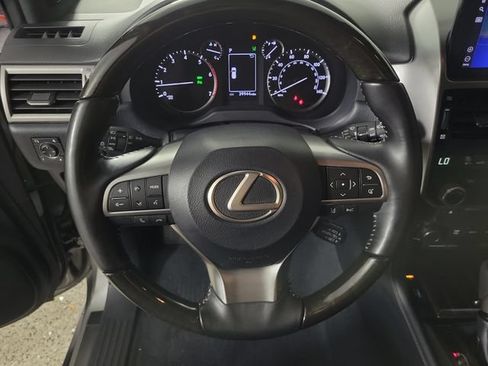 Used 2023 Lexus GX 460 Premium w/ Accessory Package AWD/4WD image 25