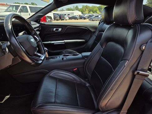 Used 2024 Ford Mustang Premium RWD image 17