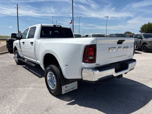 New 2026 RAM 3500 Tradesman AWD/4WD image 4