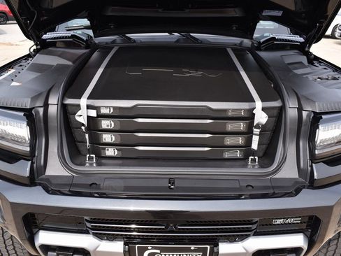 New 2025 GMC Hummer EV 2X image 28