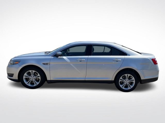 Used 2019 Ford Taurus SEL FWD image 2