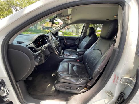 Used 2014 Chevrolet Traverse LTZ AWD/4WD image 27