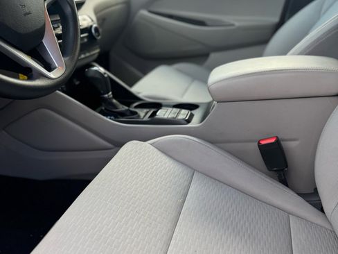 Used 2021 Hyundai Tucson SE image 14