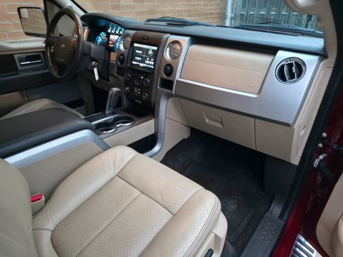 Used 2013 Ford F150 Lariat w/ Mid Equipment Group image 18