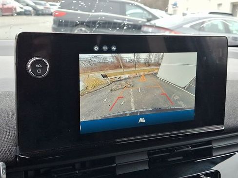 Used 2024 Honda Prologue EX image 19